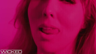 Lena Paul a kerek tini pornószínész nőci szőrös pinája megdolgozva - Pornoflix