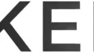 Khloe Kapri az extra sovány világos szőke tinédzser leányzó élvezi a termetes dárdát - Pornoflix