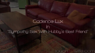 Cadence Lux a sovány tinédzser házastárs fiatalabb hímtagot akar - Pornoflix