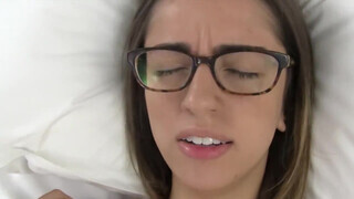 Amatőr szemüveges fiatal szuka legelső könyörtelen casting forgatás szex jelenete - Pornoflix