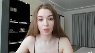Csöcsös amatőr web kamerás fiatalasszony megmutatja a csodaszép testét - Pornoflix