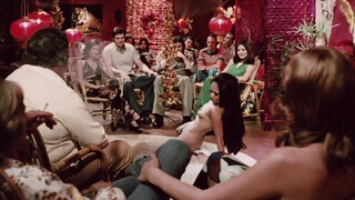 Die Sex-Spelunke von Bangkok (1974) - Klasszikus régi szexvideó mutatós ázsiai csajokkal - Pornoflix