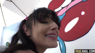 Brenna McKenna a pici cickós argentin nőci élvezi az anált - Pornoflix