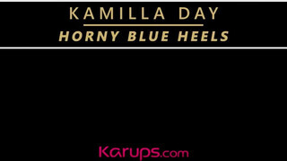 Kamilla Day a szemüveges nagyméretű keblű milf szeret masztizni - Pornoflix