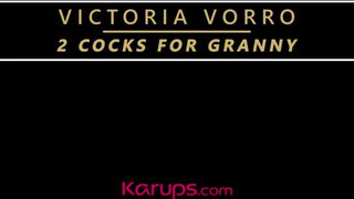 Victoria Vorro a cafka nagyi tinédzser srácokkal kúr - Pornoflix