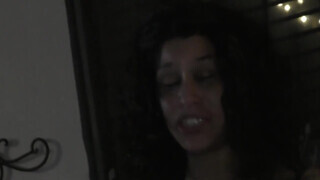 Tia Mor háziszex videója ahol egy fekete sráccal reszel - Pornoflix