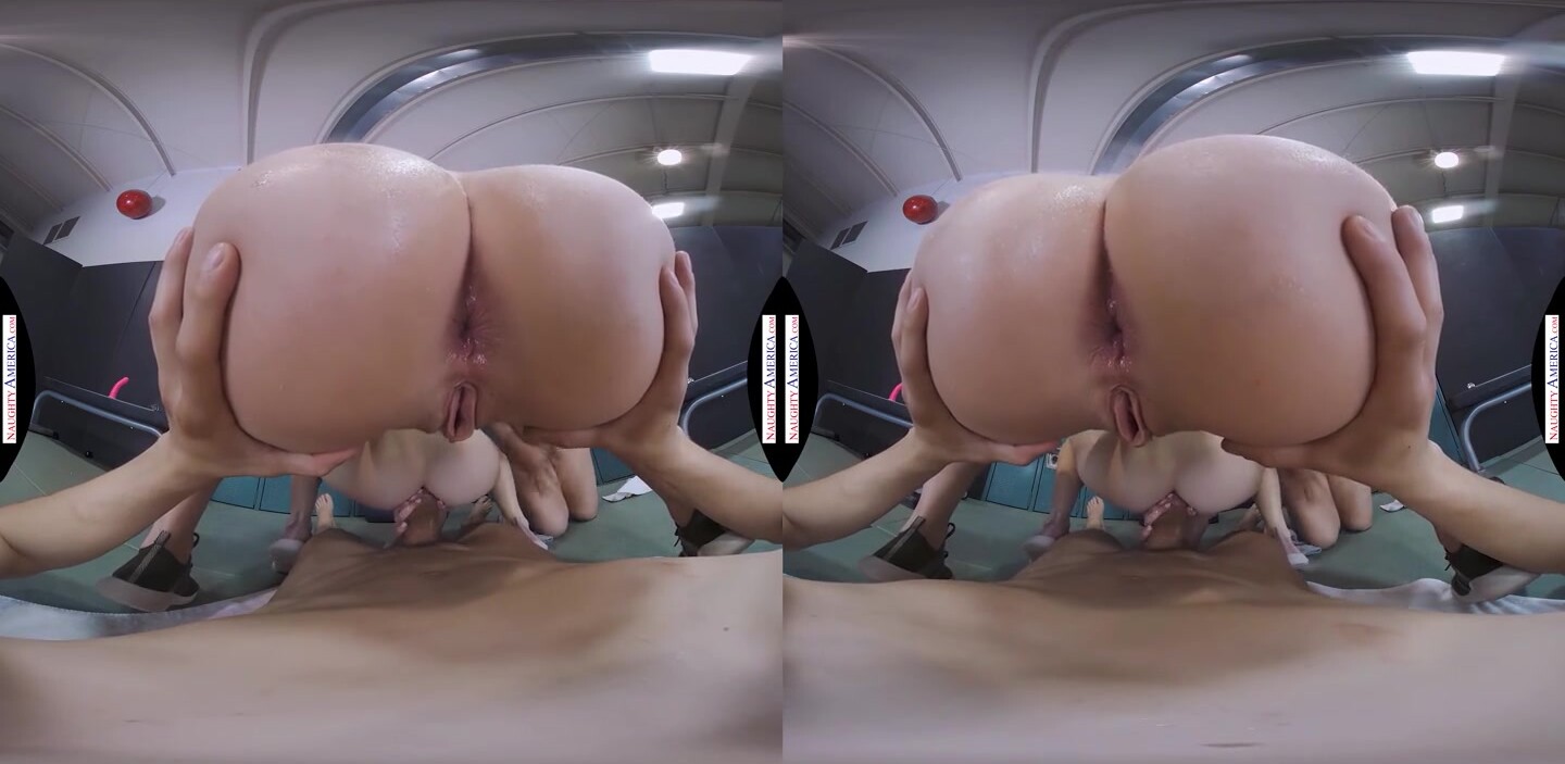 Három szívdöglesztő csaj, AJ Applegate, Karla Kush és Riley Reyes, análra vágynak