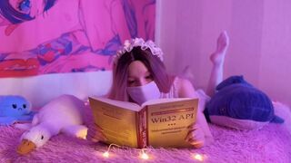 Apró tinédzser kisasszonyt teleélvezik a tökéletes seggén