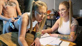 Tinédzser natalie wayne többet ad a tanárának mint ötven dollárt a muffjával